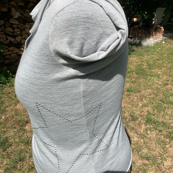 Sweater - Picture 2 of 5